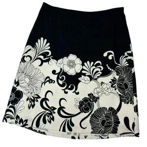 Ann Taylor Black and White Knee-Length A-Line Skirt